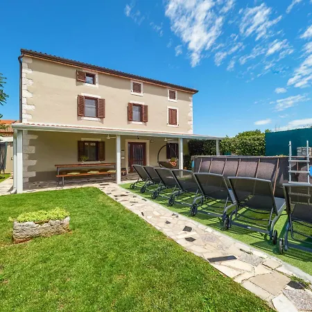 Mala Petra By Interhome *